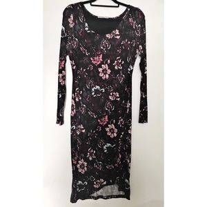 Medium Jessica Simpson Long Sleeve Maternity Dress